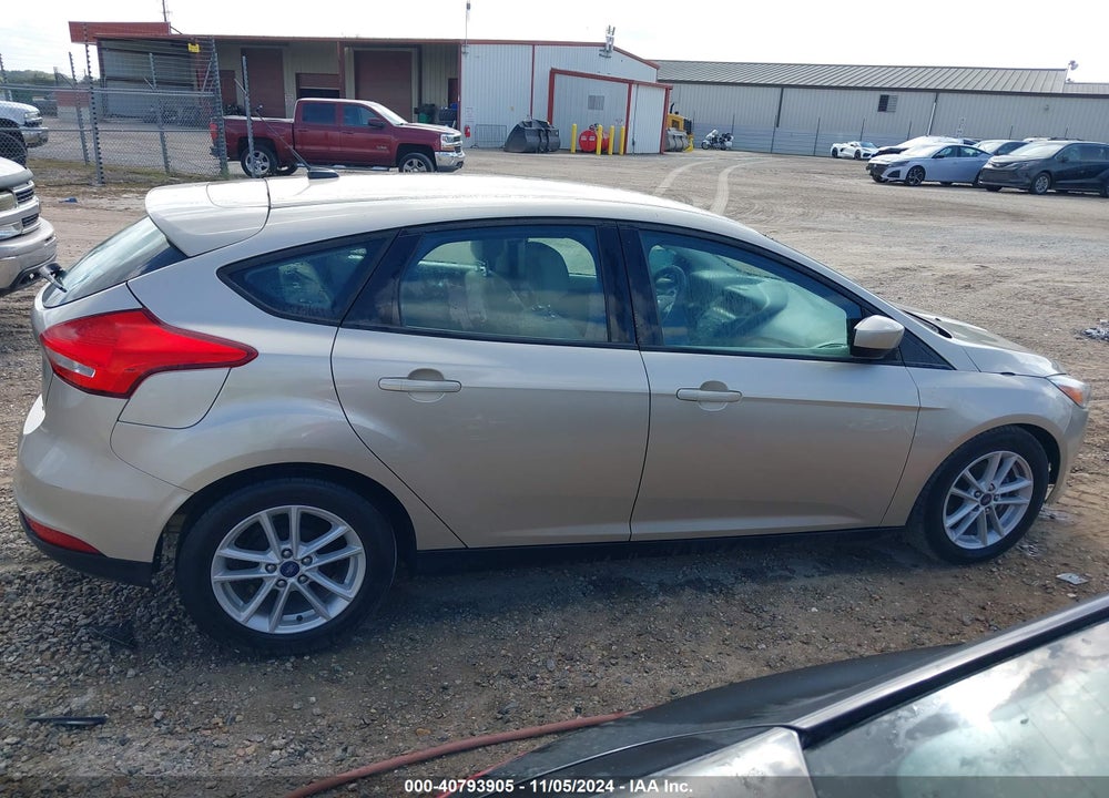 2018 FORD FOCUS SE VIN: 1FADP3K26JL238762