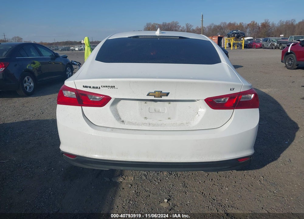 2018 CHEVROLET MALIBU LT VIN: 1G1ZD5ST1JF115326