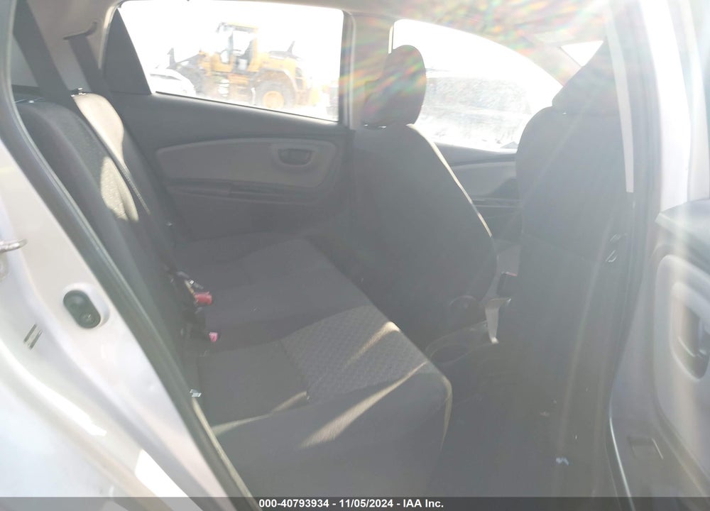 2017 TOYOTA YARIS L VIN: VNKKTUD33HA078023