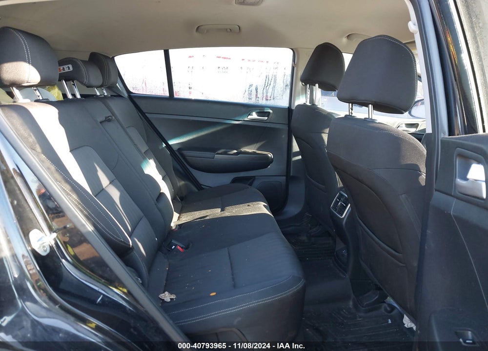 2017 KIA SPORTAGE LX VIN: KNDPMCAC2H7034120