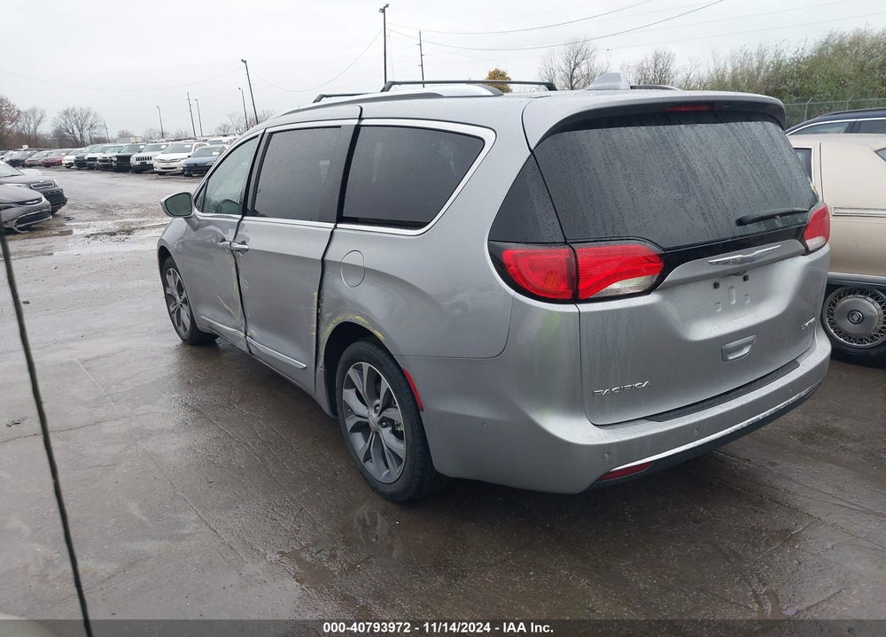 2017 CHRYSLER PACIFICA LIMITED VIN: 2C4RC1GG6HR744646