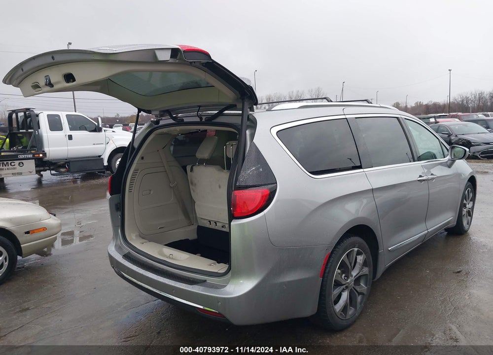 2017 CHRYSLER PACIFICA LIMITED VIN: 2C4RC1GG6HR744646