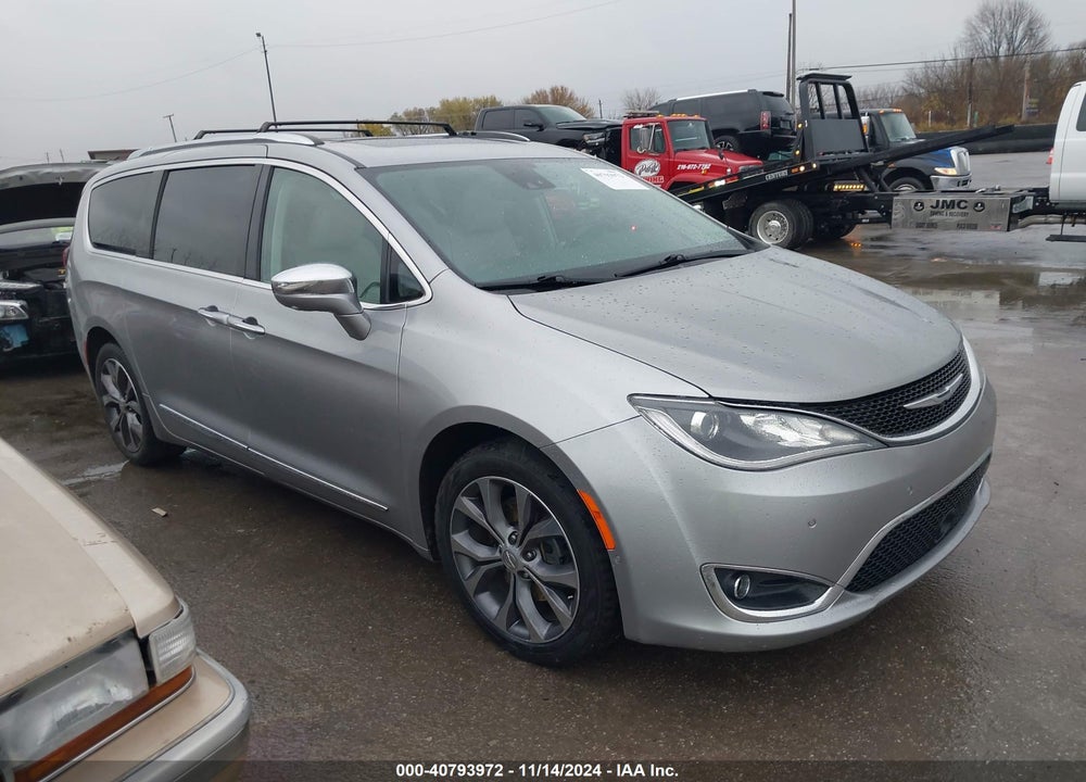 2017 CHRYSLER PACIFICA LIMITED VIN: 2C4RC1GG6HR744646