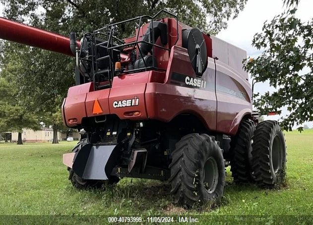 2013 CASE-INTERNATIONAL 8230 COMBINE VIN: YDG219706