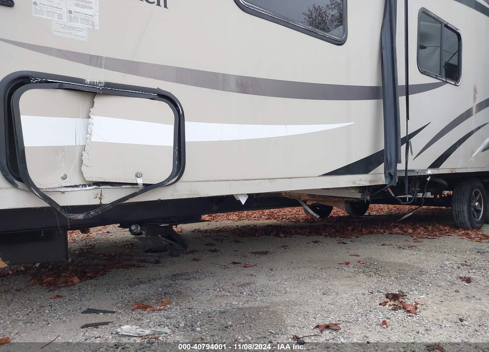 2017 COACHMEN FREEDOM EXPRESS VIN: 5ZT2FEUB9HA023510
