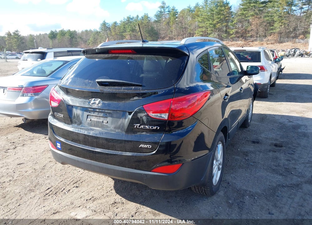 2013 HYUNDAI TUCSON GLS VIN: KM8JUCAC3DU559698