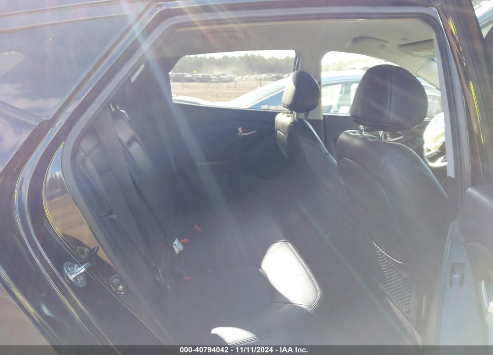 2013 HYUNDAI TUCSON GLS VIN: KM8JUCAC3DU559698
