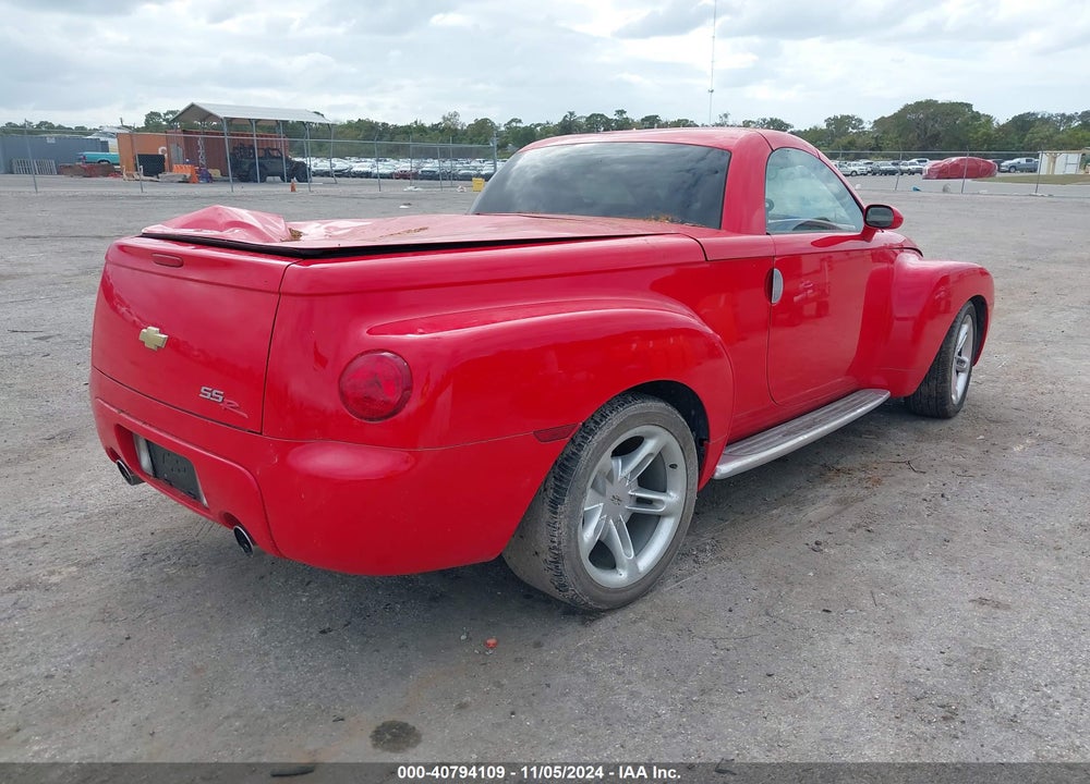 2004 CHEVROLET SSR LS VIN: 1GCES14P44B104059