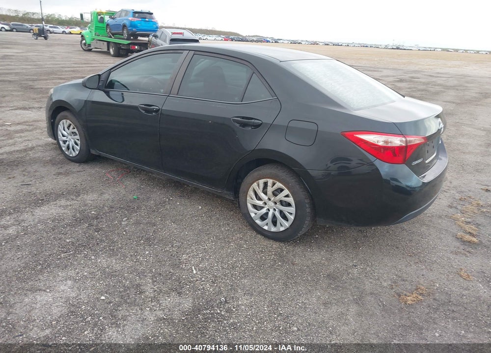 2017 TOYOTA COROLLA LE VIN: 5YFBURHE3HP727023