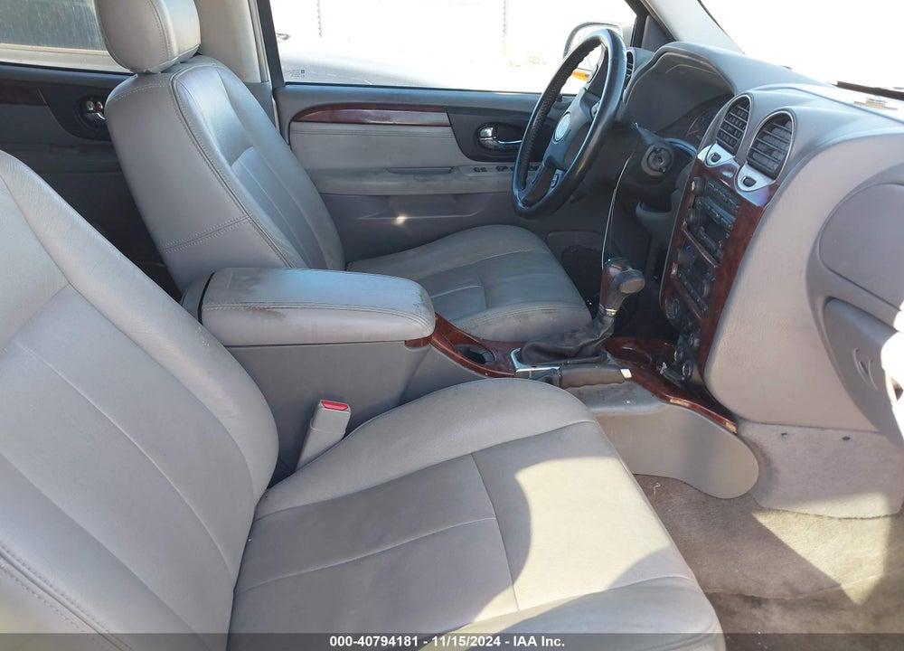 2005 GMC ENVOY XUV SLE/SLT VIN: 1GKET12S356185669