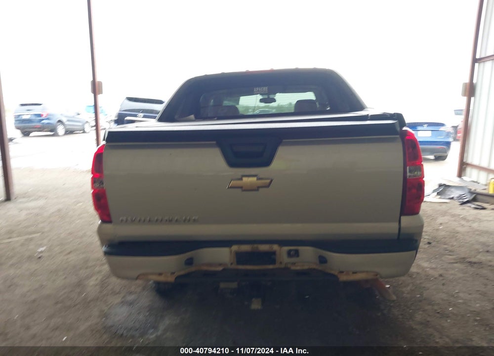 2007 CHEVROLET AVALANCHE 1500 LS VIN: 3GNEC120X7G140604