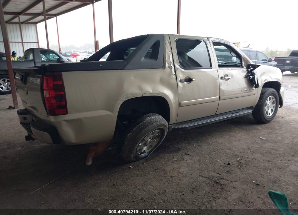 2007 CHEVROLET AVALANCHE 1500 LS VIN: 3GNEC120X7G140604