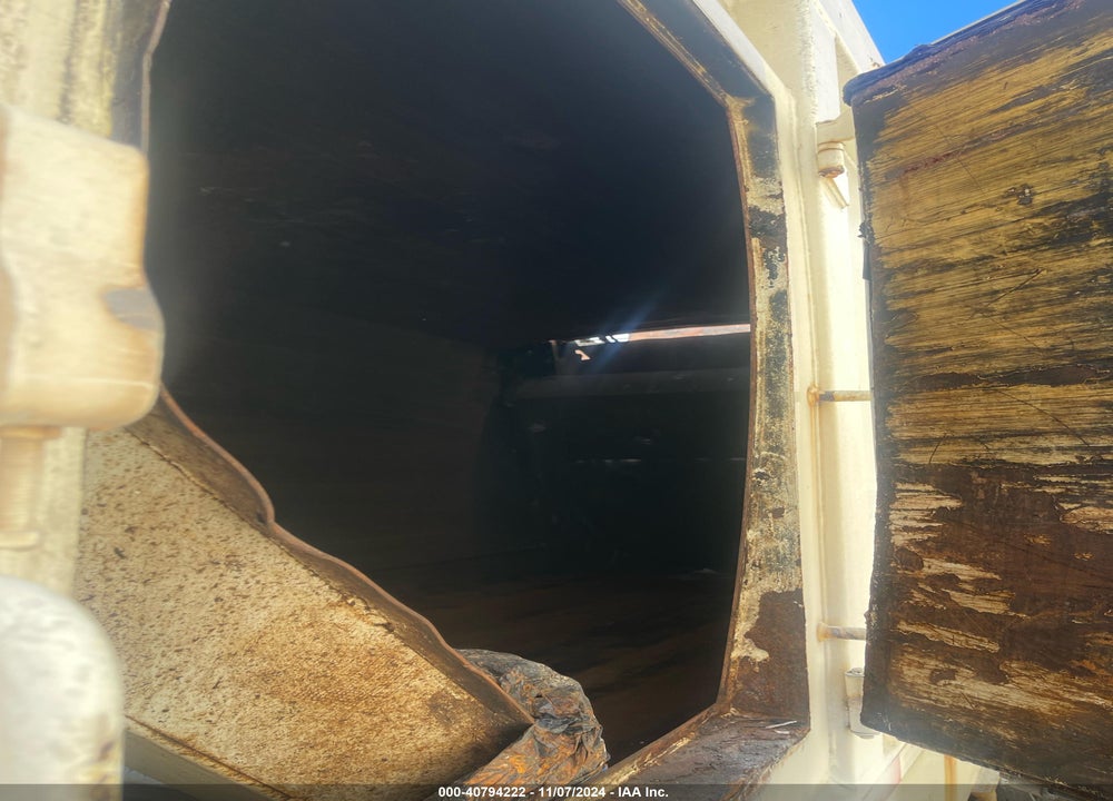 2013 MACK 600 LEU600 VIN: 1M2AU02C4DM007074