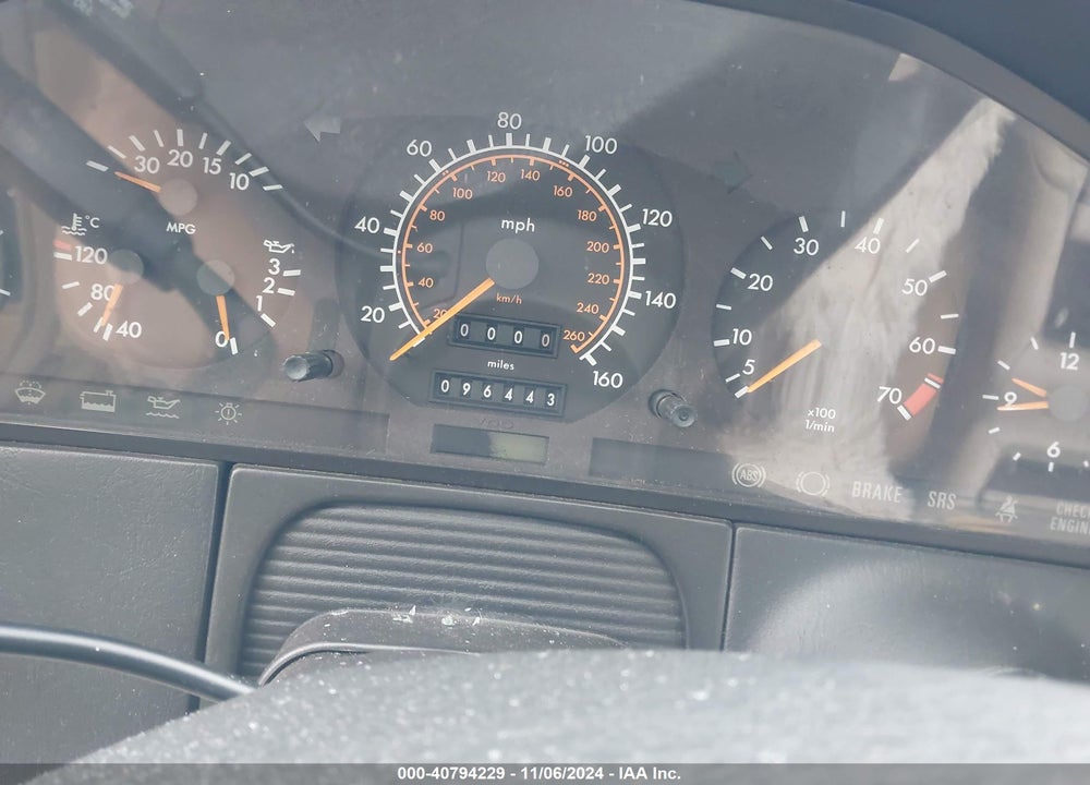 1994 MERCEDES-BENZ S 320 VIN: WDBGA32E7RA154216