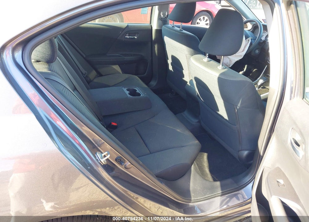 2017 HONDA ACCORD LX VIN: 1HGCR2F35HA195097