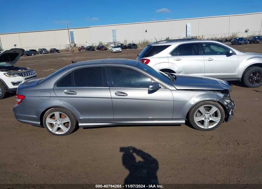 2011 MERCEDES-BENZ C 300 LUXURY 4MATIC/SPORT 4MATIC VIN: WDDGF8BB9BR138814
