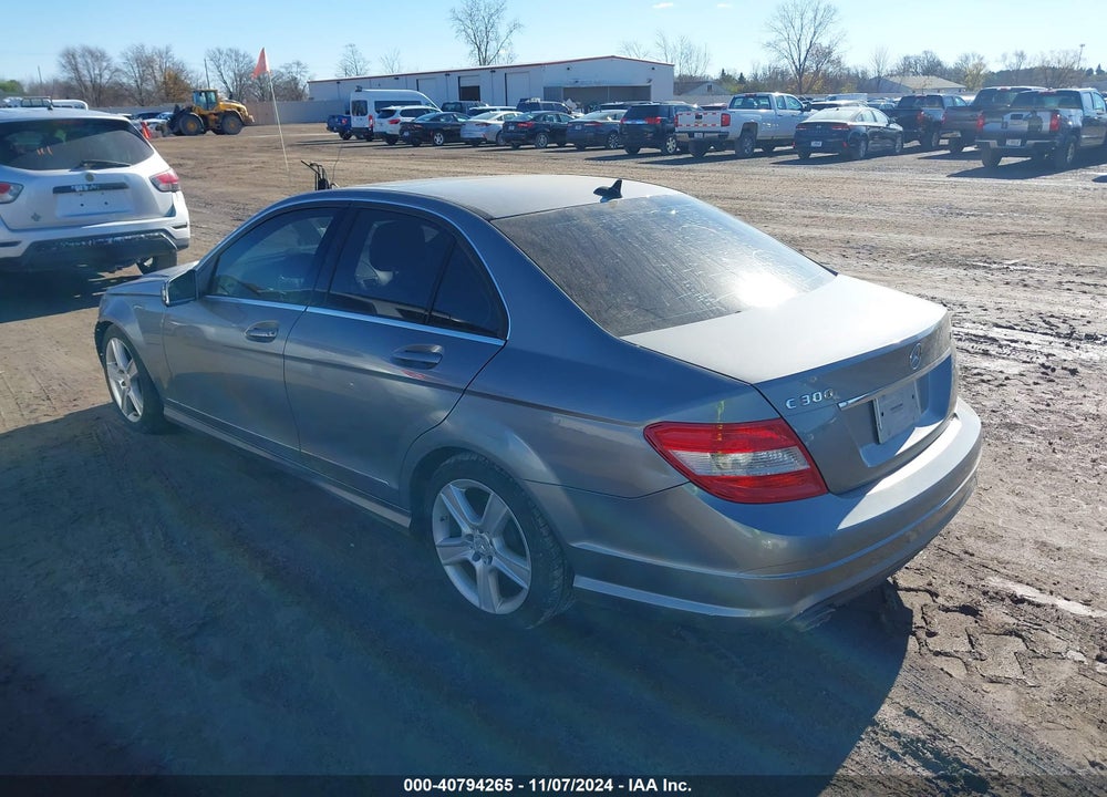 2011 MERCEDES-BENZ C 300 LUXURY 4MATIC/SPORT 4MATIC VIN: WDDGF8BB9BR138814