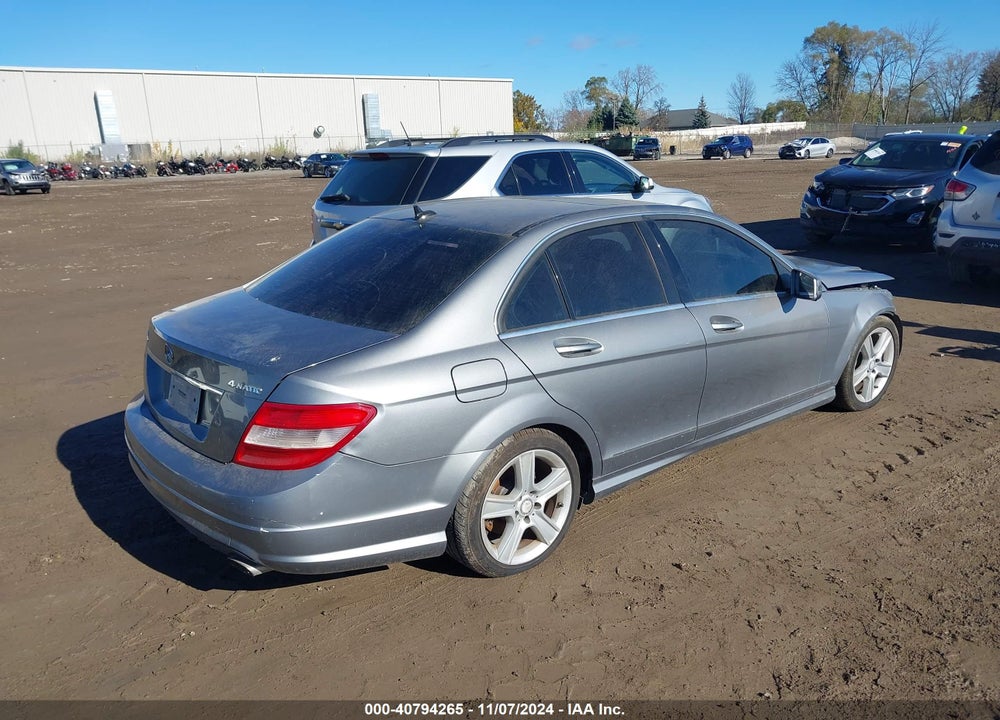 2011 MERCEDES-BENZ C 300 LUXURY 4MATIC/SPORT 4MATIC VIN: WDDGF8BB9BR138814
