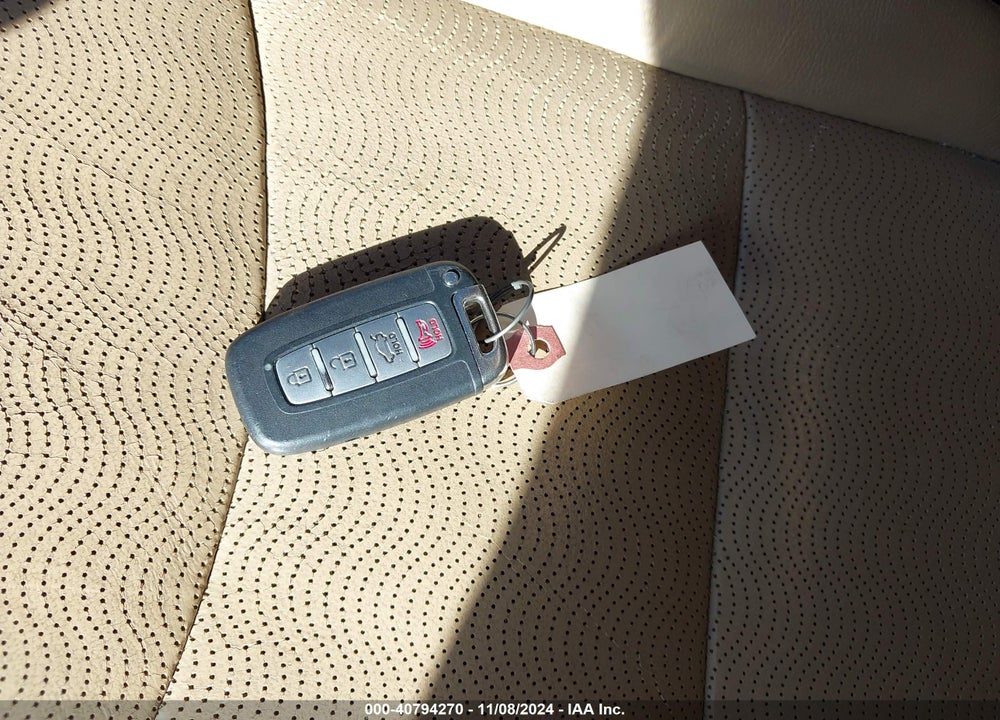 2013 HYUNDAI ELANTRA LIMITED VIN: KMHDH4AE8DU785308