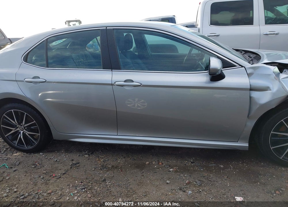 2021 TOYOTA CAMRY SE VIN: 4T1G11AK4MU586116