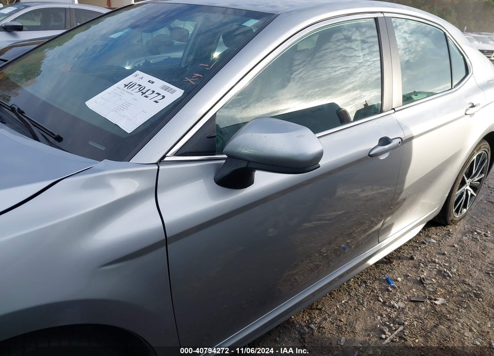 2021 TOYOTA CAMRY SE VIN: 4T1G11AK4MU586116