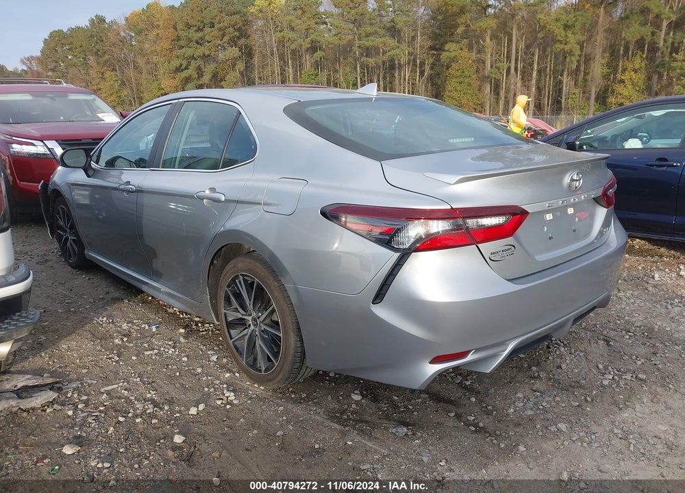 2021 TOYOTA CAMRY SE VIN: 4T1G11AK4MU586116