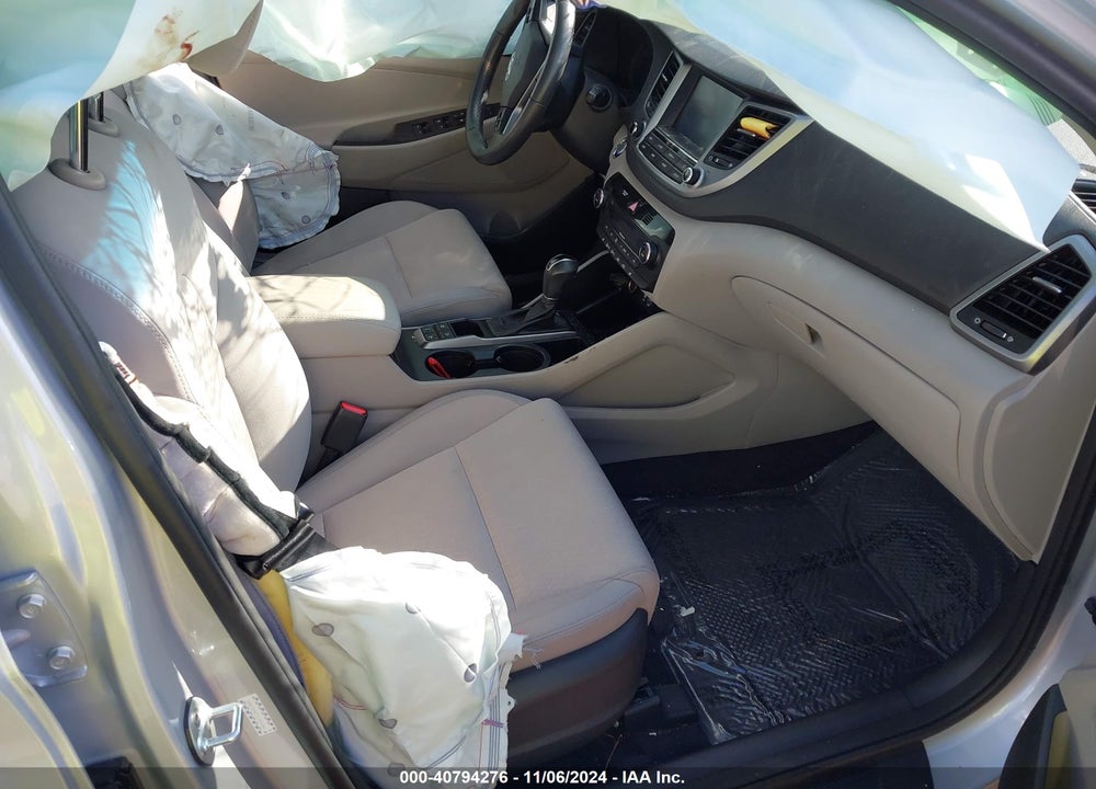 2018 HYUNDAI TUCSON VALUE VIN: KM8J3CA27JU674861