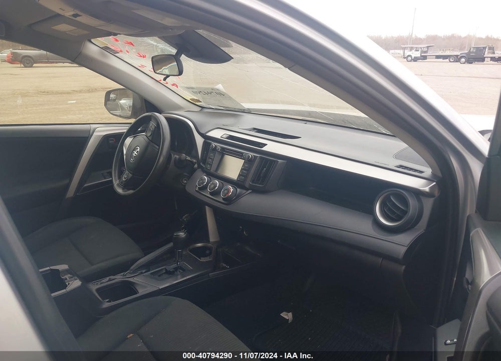 2018 TOYOTA RAV4 LE VIN: JTMBFREV9JJ243253