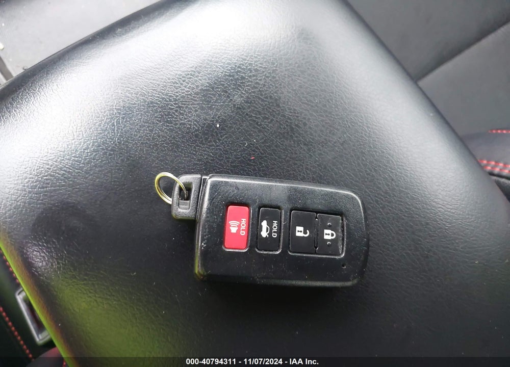 2017 TOYOTA CAMRY SE VIN: 4T1BF1FK3HU741393