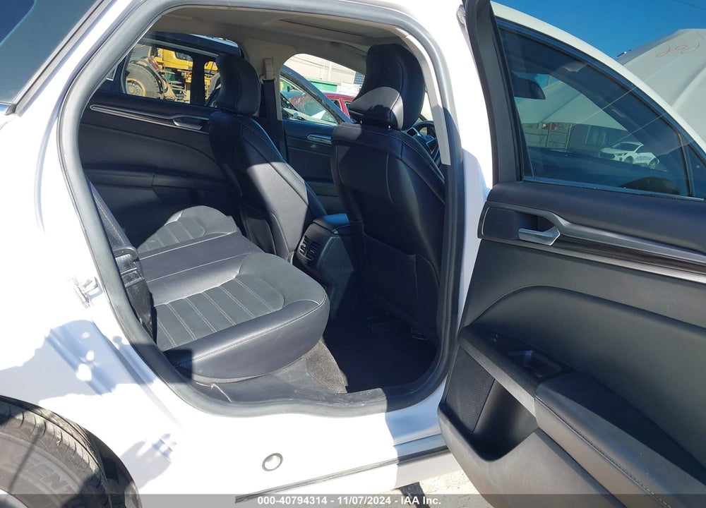 2018 FORD FUSION SE VIN: 3FA6P0HD6JR153907
