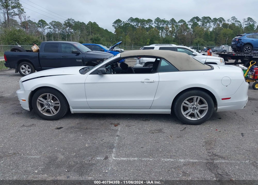 2014 FORD MUSTANG V6 VIN: 1ZVBP8EM5E5322865