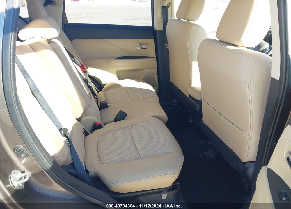 2016 MITSUBISHI OUTLANDER SE/SEL VIN: JA4AD3A37GZ006123