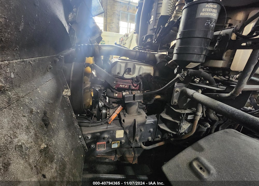 2013 MACK 600 LEU600 VIN: 1M2AU02C6DM006993