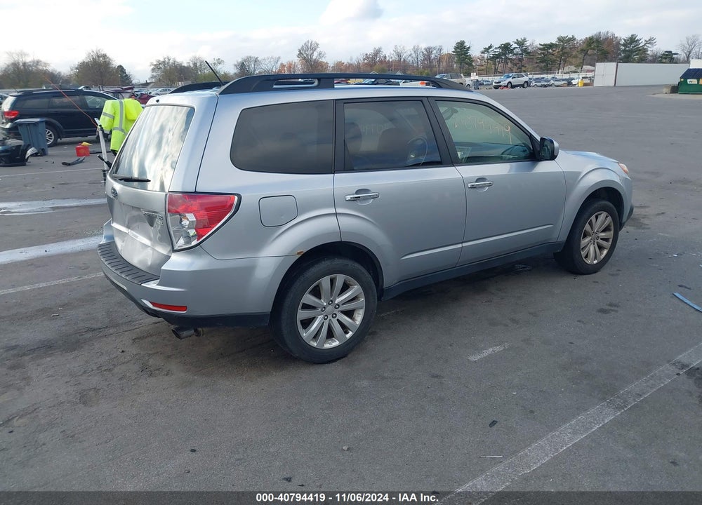 2013 SUBARU FORESTER 2.5X LIMITED VIN: JF2SHAEC2DH431698