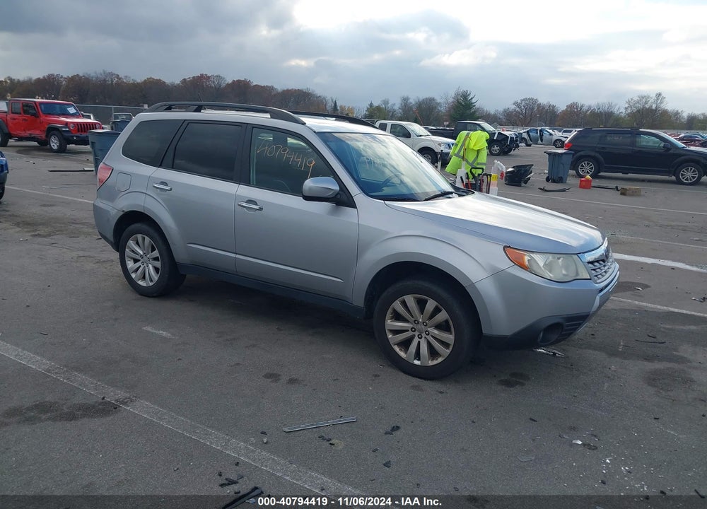 2013 SUBARU FORESTER 2.5X LIMITED VIN: JF2SHAEC2DH431698