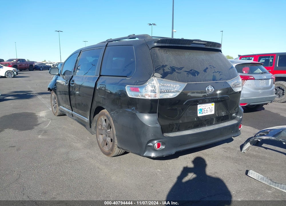 2012 TOYOTA SIENNA SE 8 PASSENGER VIN: 5TDXK3DC7CS220994