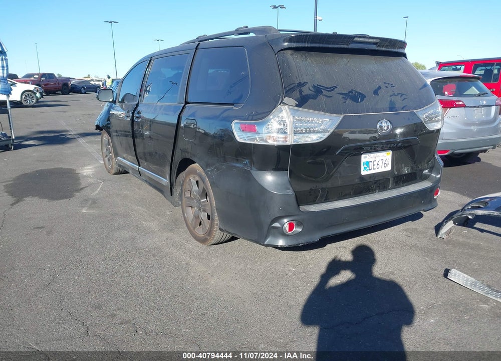 2012 TOYOTA SIENNA SE 8 PASSENGER VIN: 5TDXK3DC7CS220994