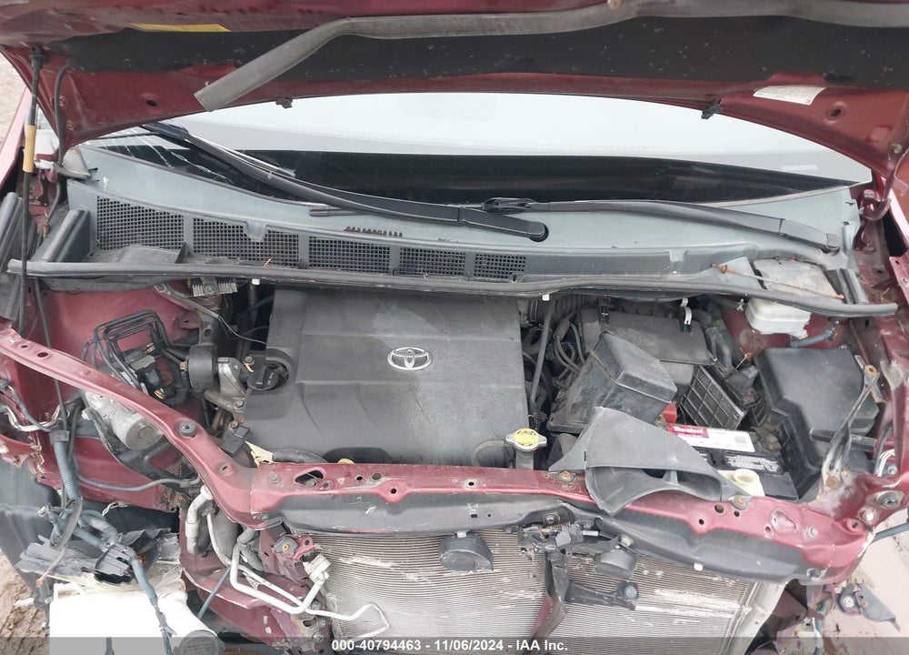 2013 TOYOTA SIENNA LE V6 8 PASSENGER VIN: 5TDKK3DC0DS403889