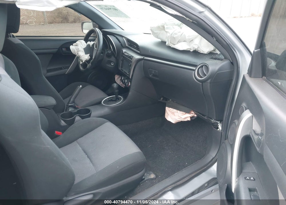 2014 SCION TC VIN: JTKJF5C77E3083806