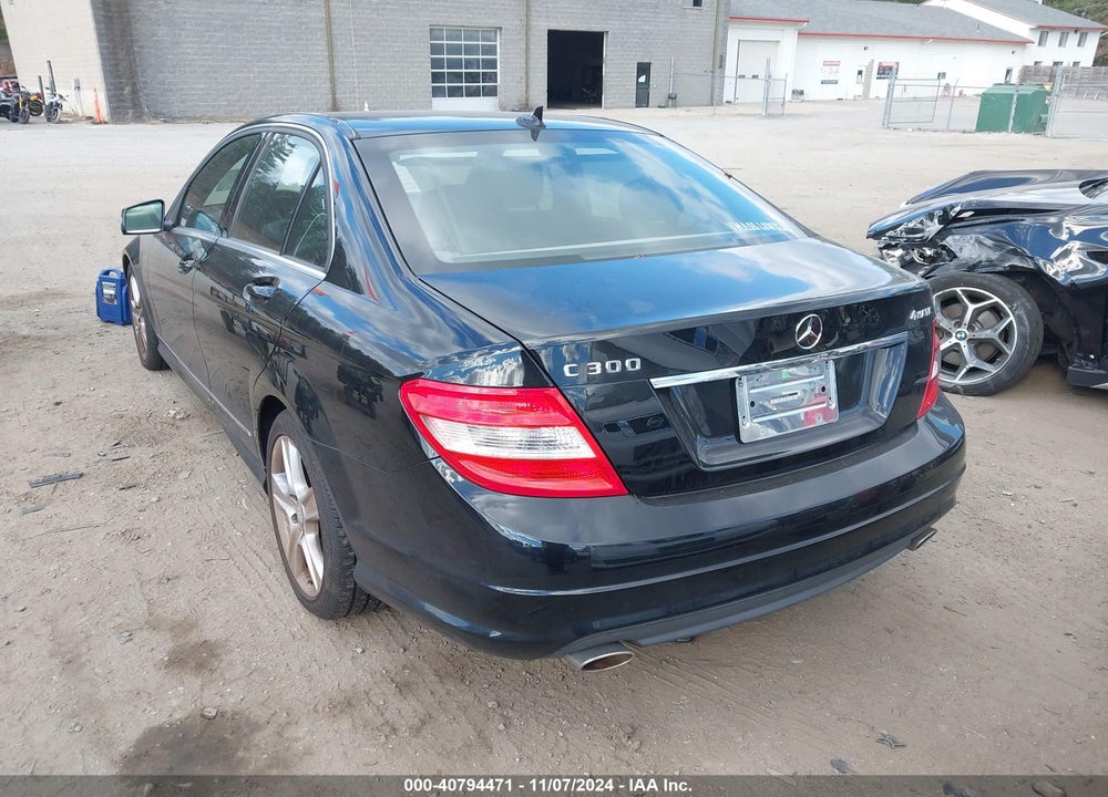2011 MERCEDES-BENZ C 300 VIN: WDDGF8BB7BR150038