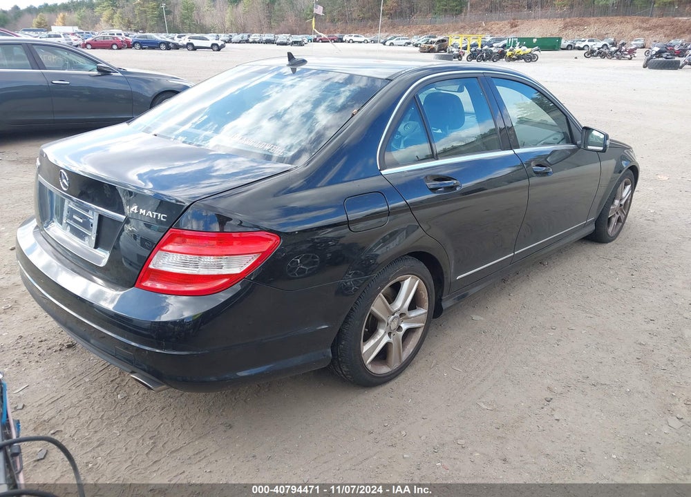 2011 MERCEDES-BENZ C 300 VIN: WDDGF8BB7BR150038