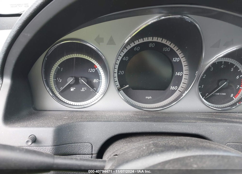 2011 MERCEDES-BENZ C 300 VIN: WDDGF8BB7BR150038