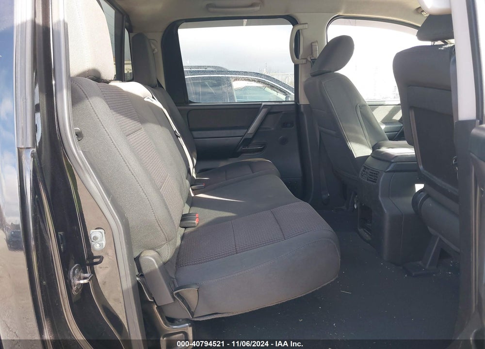 2012 NISSAN TITAN SV VIN: 1N6BA0EC2CN330610