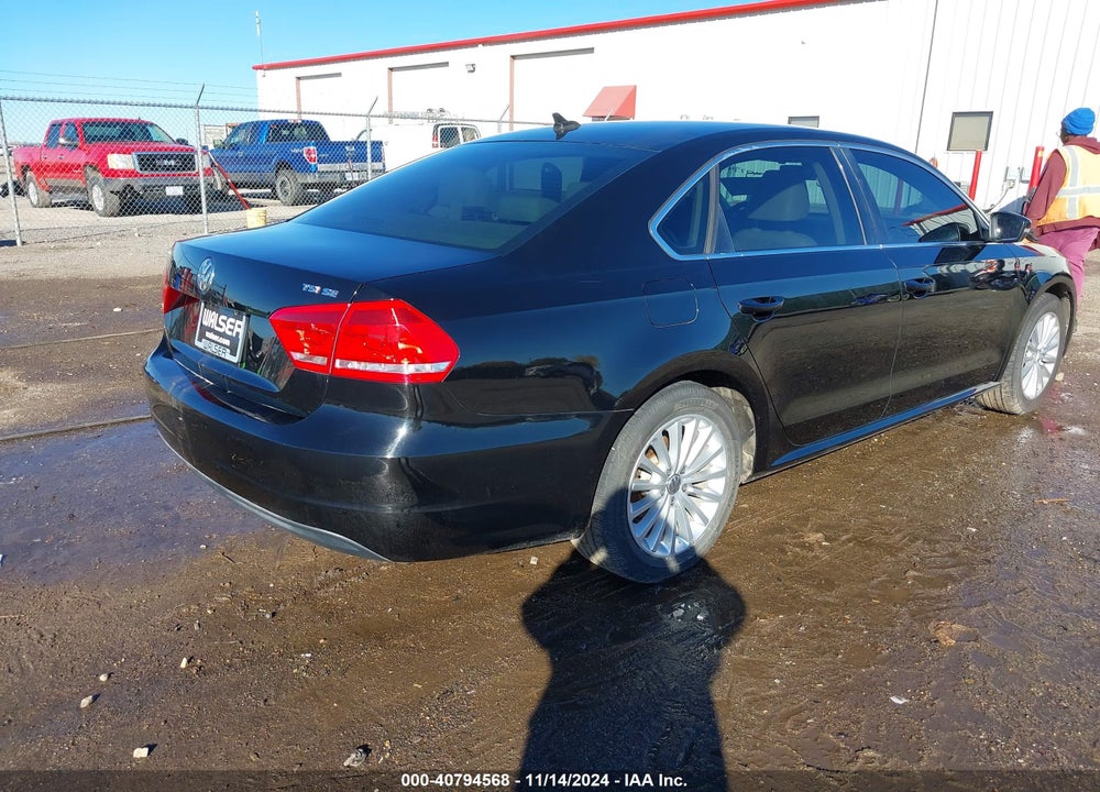 2014 VOLKSWAGEN PASSAT 1.8T SE VIN: 1VWBS7A38EC104596