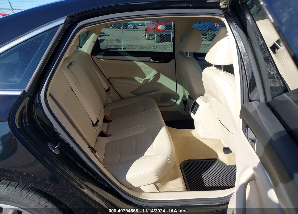 2014 VOLKSWAGEN PASSAT 1.8T SE VIN: 1VWBS7A38EC104596