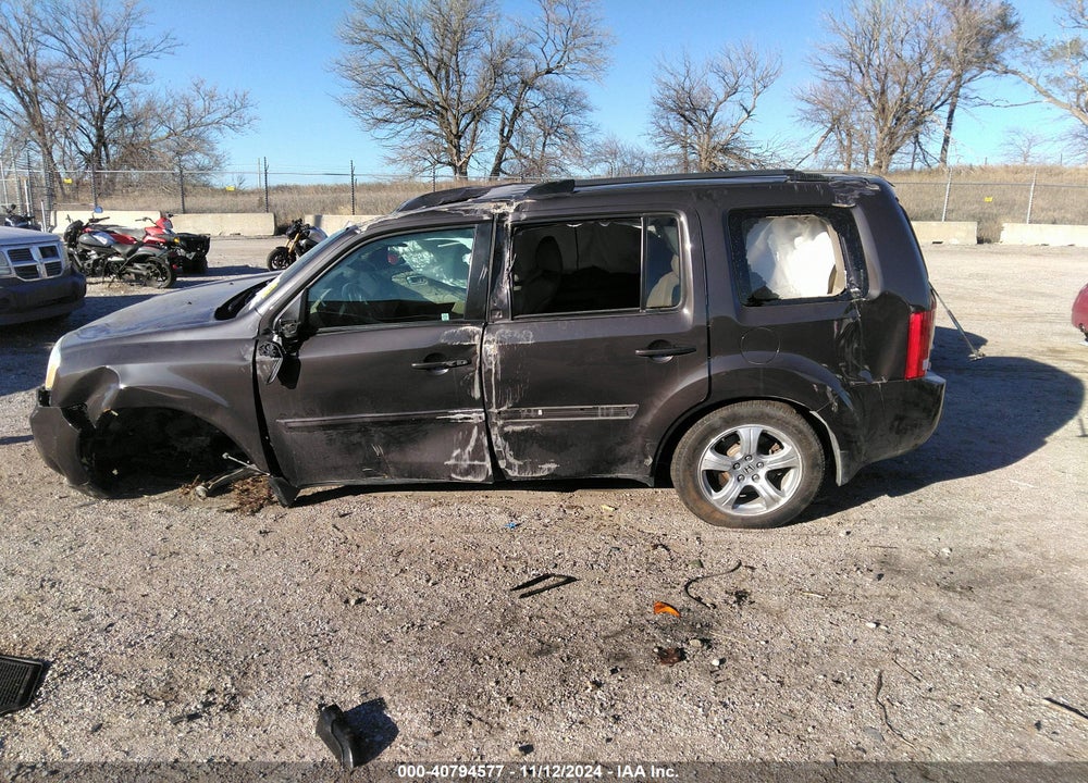 2015 HONDA PILOT EX-L VIN: 5FNYF4H52FB002125