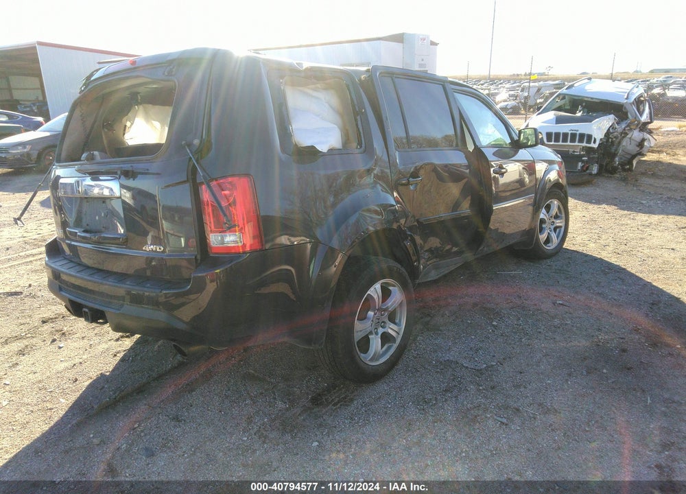 2015 HONDA PILOT EX-L VIN: 5FNYF4H52FB002125