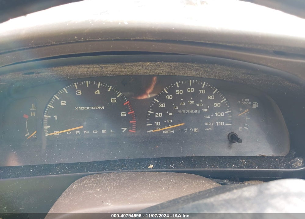 1998 TOYOTA 4RUNNER SR5 V6 LIMITED VIN: JT3GN87R3W0075615