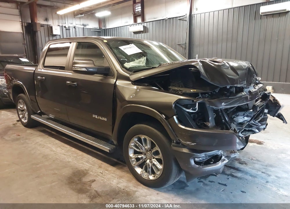 2021 RAM 1500 LAIE  4X4 5'7 BOX VIN: 1C6SRFJT6MN780113