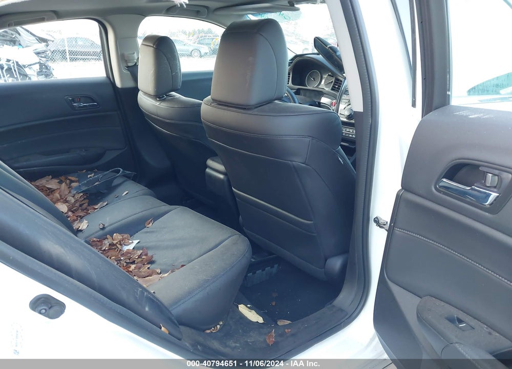 2013 ACURA ILX 2.0L VIN: 19VDE1F75DE007481